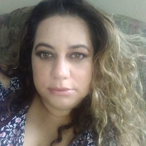 Meet your Posher, Ana